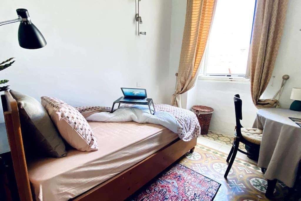 Free Breakfast, Pool, Spacious Aircon Hideaway Apartment Mosta Bagian luar foto